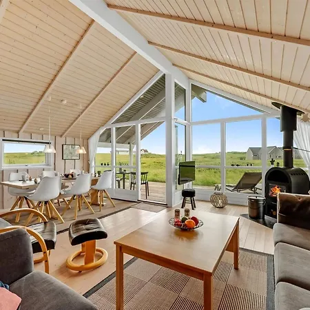 Maerta - 250m From The Sea By Interhome *