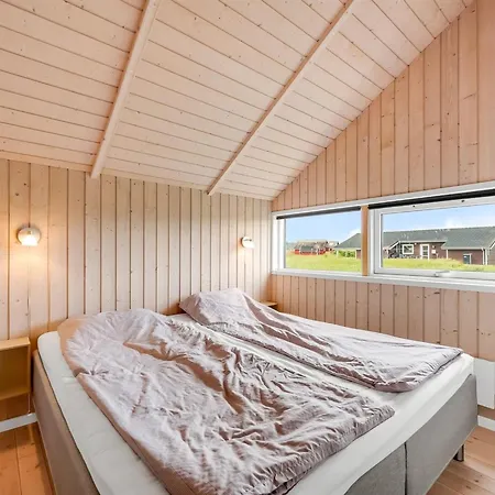 Maerta - 250m From The Sea By Interhome