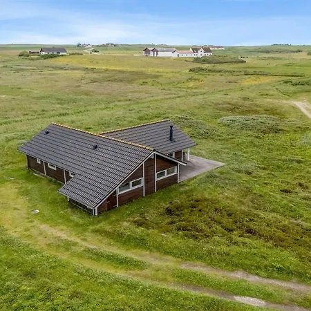 Maerta - 250m From The Sea By Interhome *